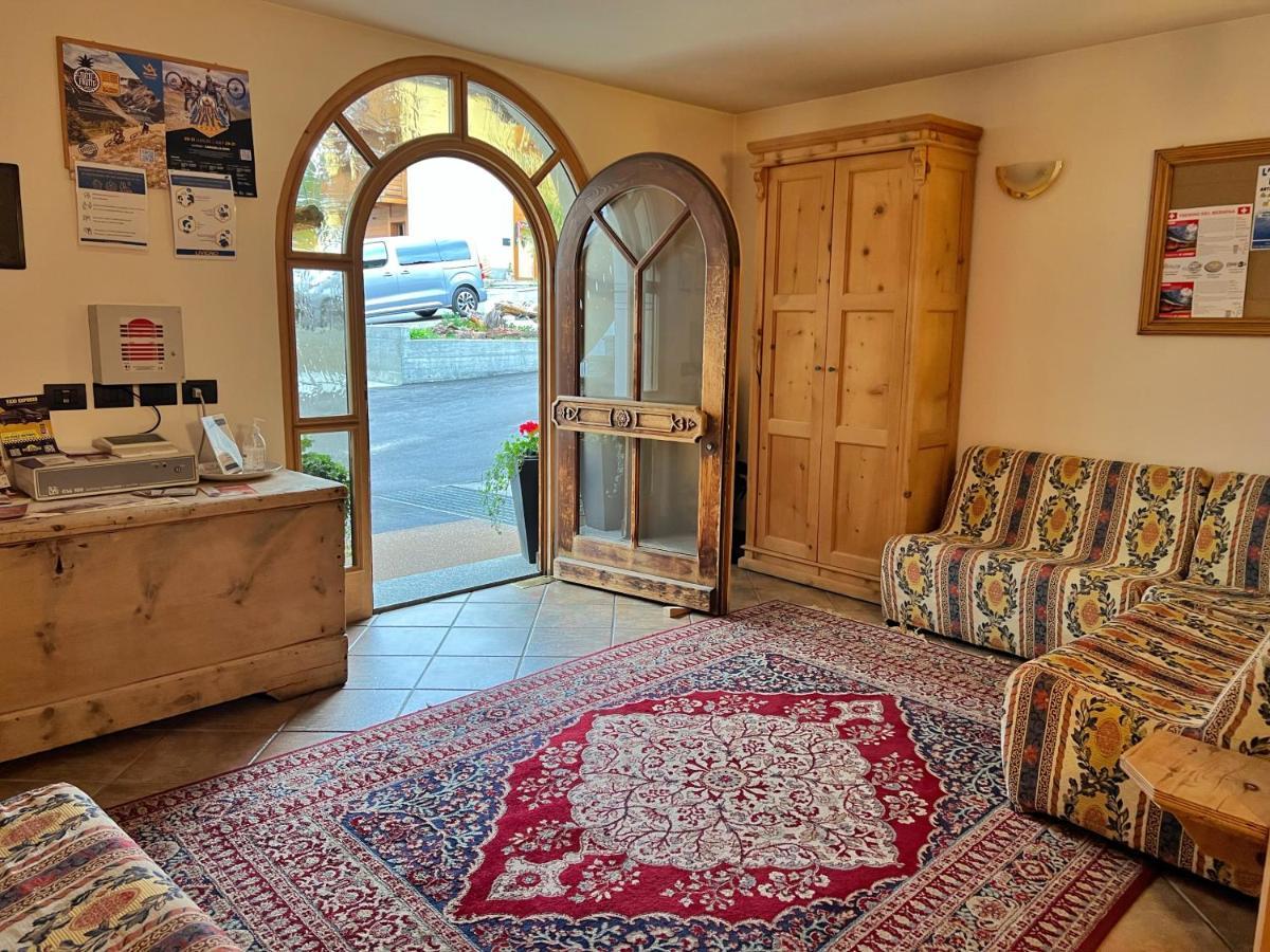 Garni Francescato Hotel Livigno Eksteriør billede