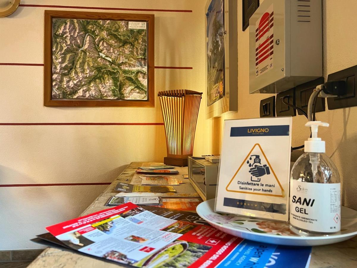 Garni Francescato Hotel Livigno Eksteriør billede