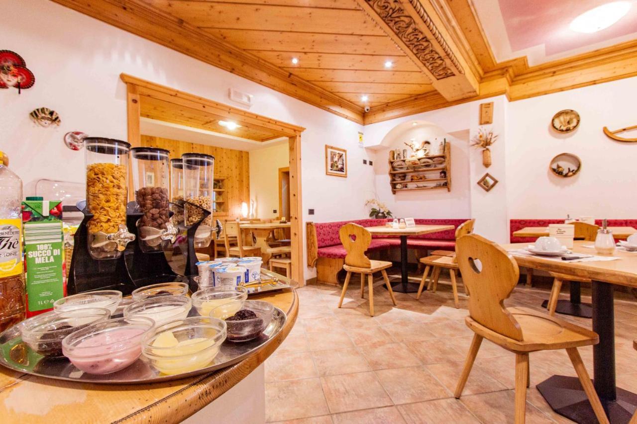 Garni Francescato Hotel Livigno Eksteriør billede